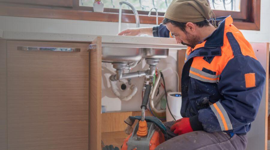 Expert burst pipe repair services in Oak Hill, FL